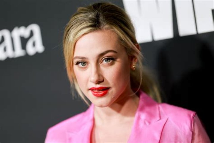 Chloe Reinhart: A Rising Star in the World of Acting