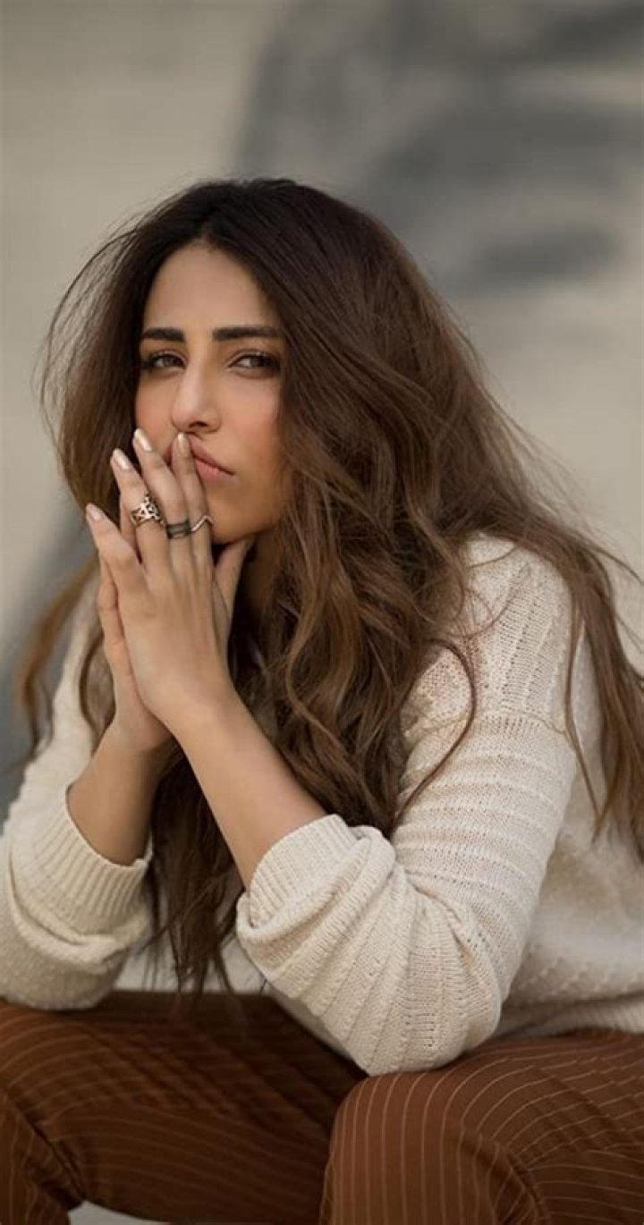 Discovering Esther Nazarov: A Rising Star in the Entertainment Industry
