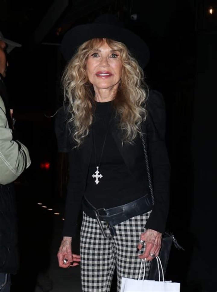 Dyan Cannon: A Legendary Actress and Her Remarkable Journey in Hollywood