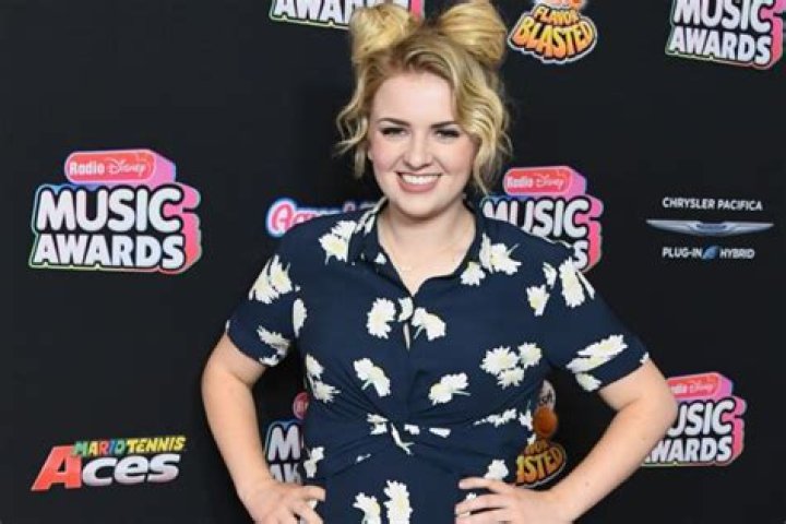 Maddie Poppe Net Worth: A Comprehensive Look at Her Wealth and Career Success