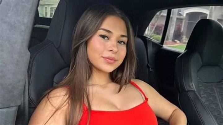 Sofi Raine: A Rising Star in the Entertainment Industry
