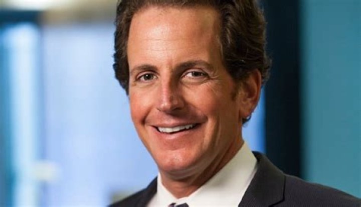 What is Robin Baumgarten's Salary? Insights into His Career and Earnings
